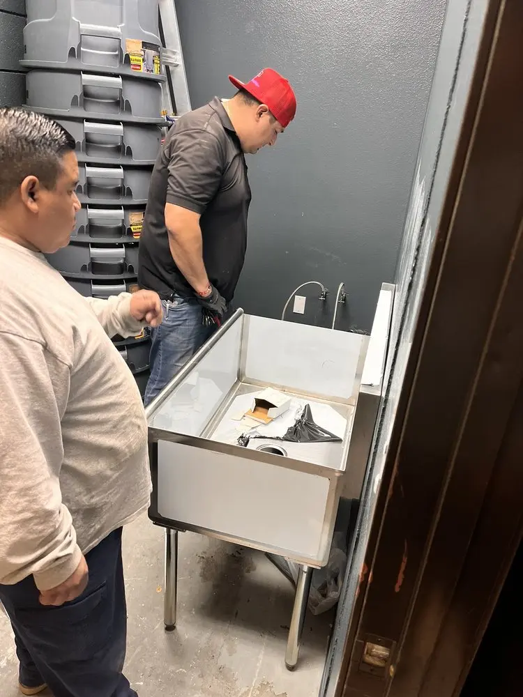 Commercial plumbing and sink installation in West Puente Valley
